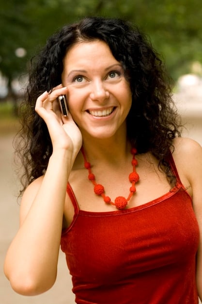 The Power of Color: Choosing Clothes That Flatter Your Skin Tone in the US
